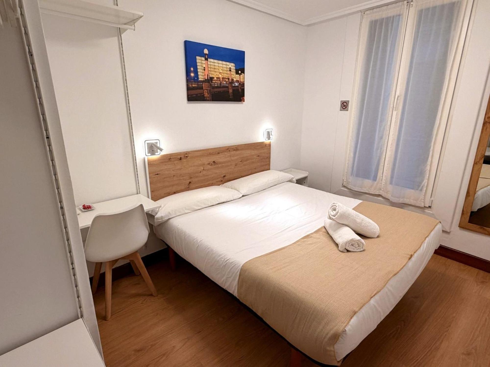 Double Room Private Bathroom