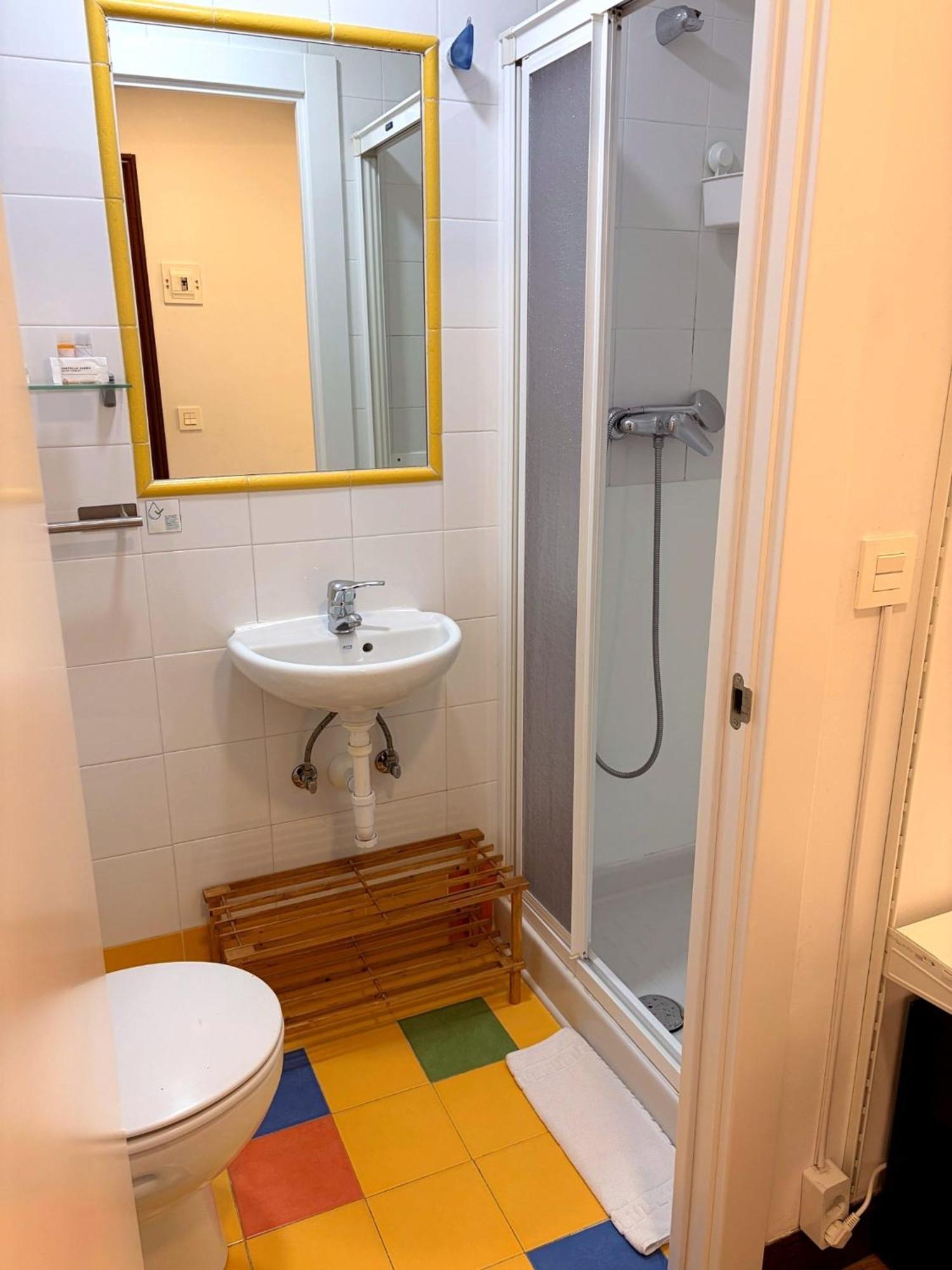 Double Room Private Bathroom