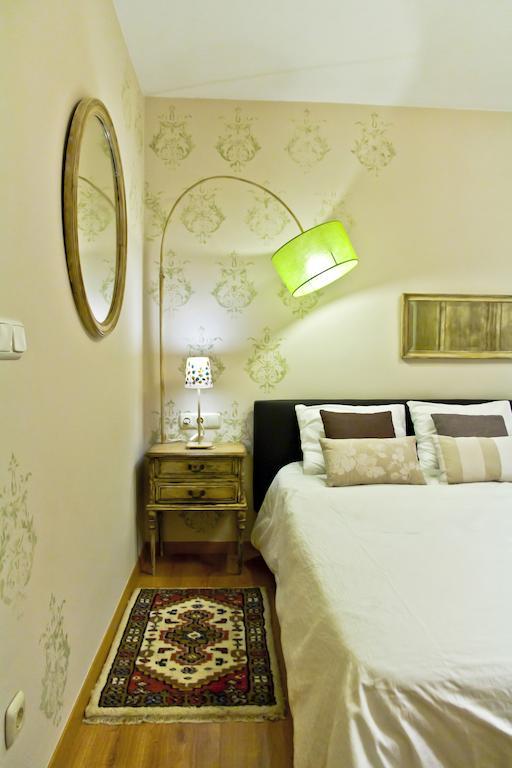 Double Room with Private External Bathroom,1550879623:JPEG