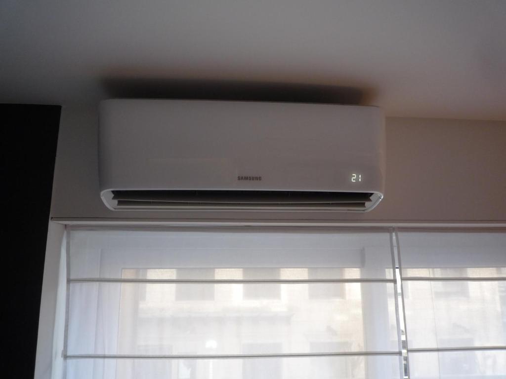 Chambre Double avec Balcon - Pas de Ménage Quotidien