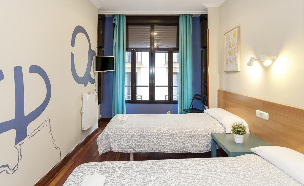 Chambre Lits Jumeaux Standard avec Salle de Bains Commune