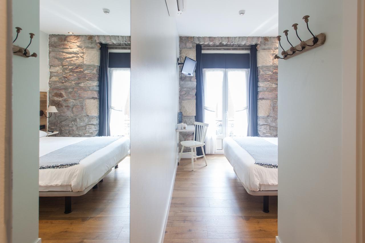 Double or Twin Room Balcony