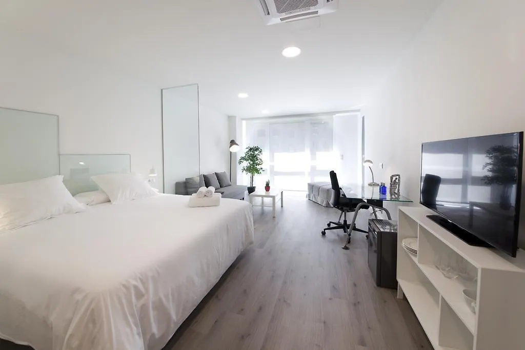 Pension T5 Donostia Suites-1